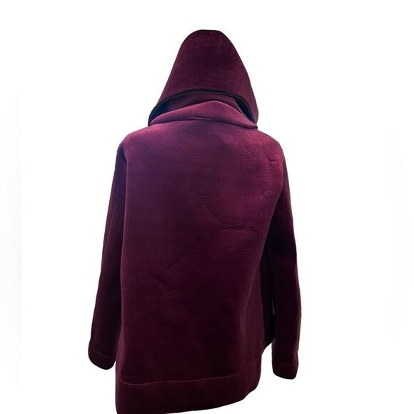 New Italian  velvet coat - Picture 3 of 4